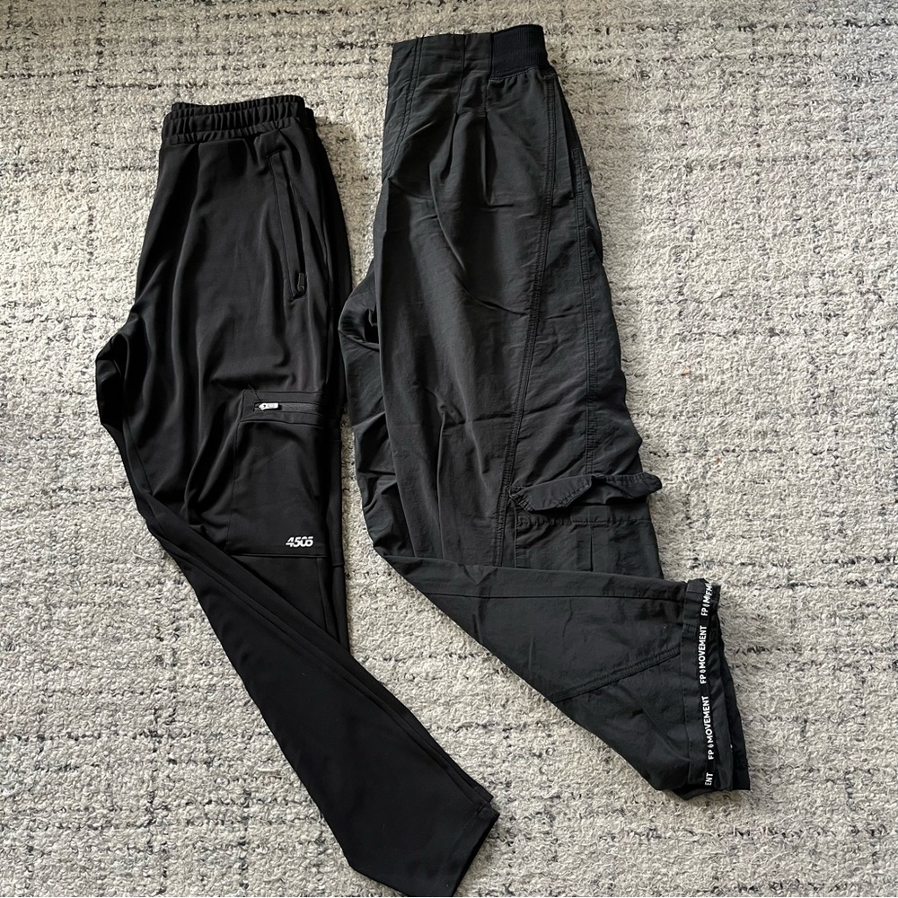 •Athletic pants bundle• Size M